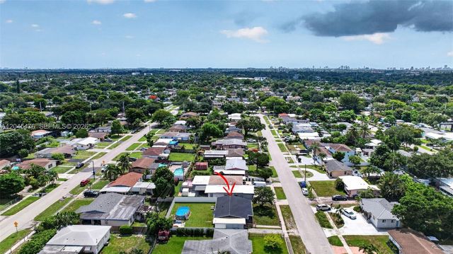 7331 Garfield St, Hollywood, FL 33024