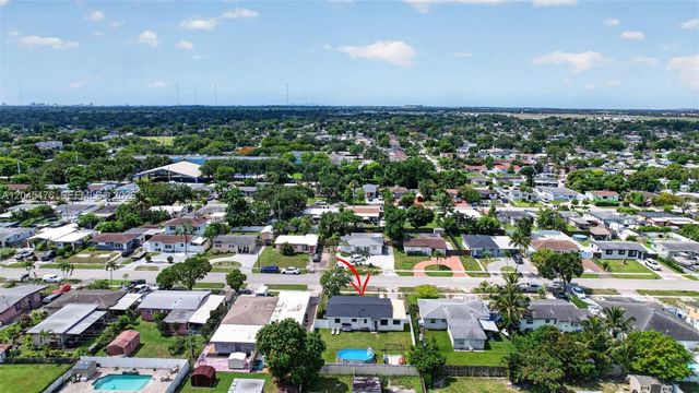 7331 Garfield St, Hollywood, FL 33024
