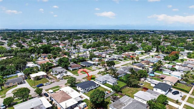 7331 Garfield St, Hollywood, FL 33024