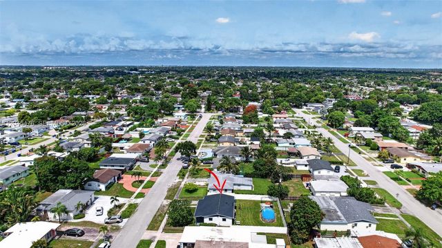 7331 Garfield St, Hollywood, FL 33024