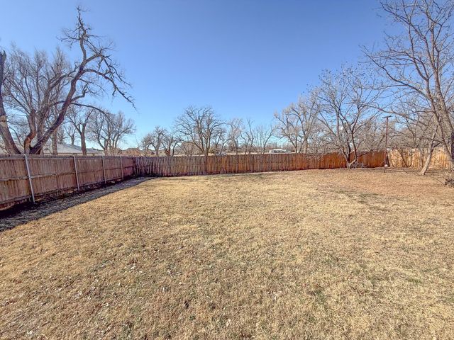 702 S Canadian Street, Wheeler, TX 79096