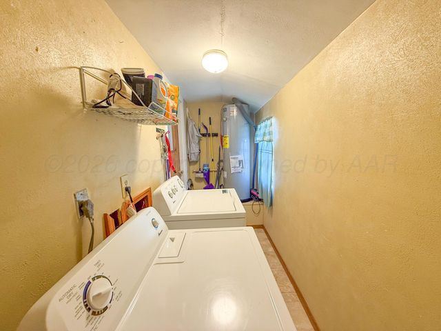 702 S Canadian Street, Wheeler, TX 79096