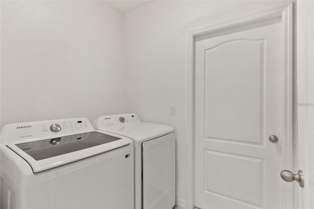 1154 OAK BLUFF DRIVE, Davenport, FL 33837