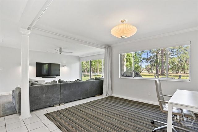 12 Clarendon Road, Savannah, GA 31410