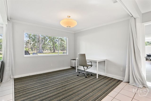 12 Clarendon Road, Savannah, GA 31410