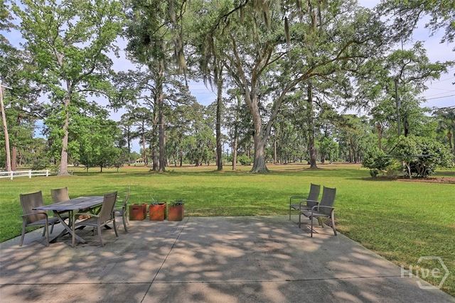 12 Clarendon Road, Savannah, GA 31410