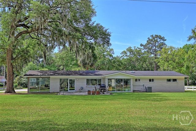 12 Clarendon Road, Savannah, GA 31410