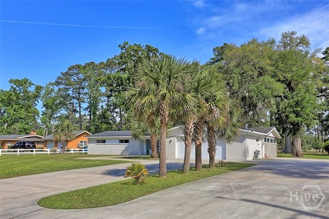 12 Clarendon Road, Savannah, GA 31410