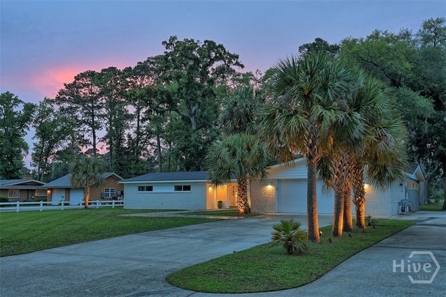 12 Clarendon Road, Savannah, GA 31410