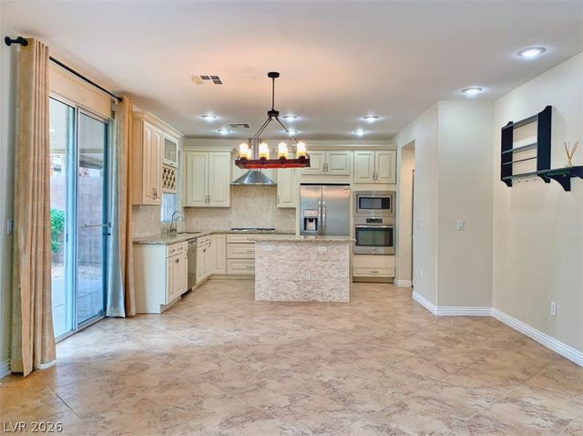 10859 Vista Marbella Avenue, Las Vegas, NV 89144