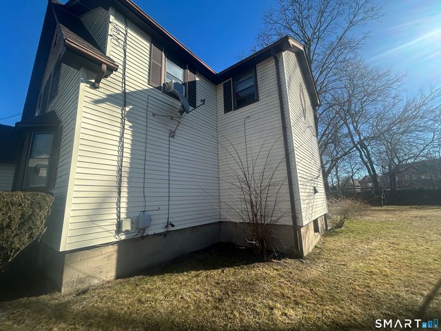 51 Daniel Street, East Hartford, CT 06108