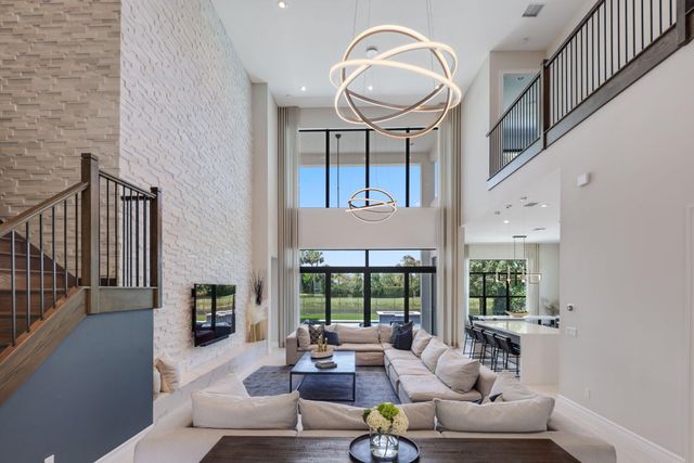 9275 Biaggio Road, Boca Raton, FL 33496
