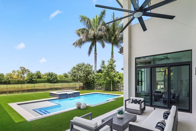 9275 Biaggio Road, Boca Raton, FL 33496
