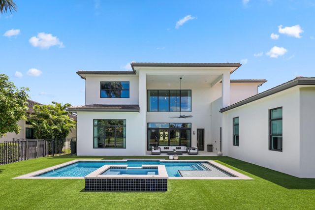 9275 Biaggio Road, Boca Raton, FL 33496