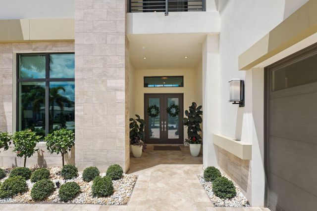 9275 Biaggio Road, Boca Raton, FL 33496