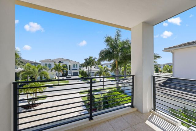 9275 Biaggio Road, Boca Raton, FL 33496