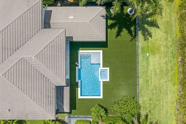 9275 Biaggio Road, Boca Raton, FL 33496