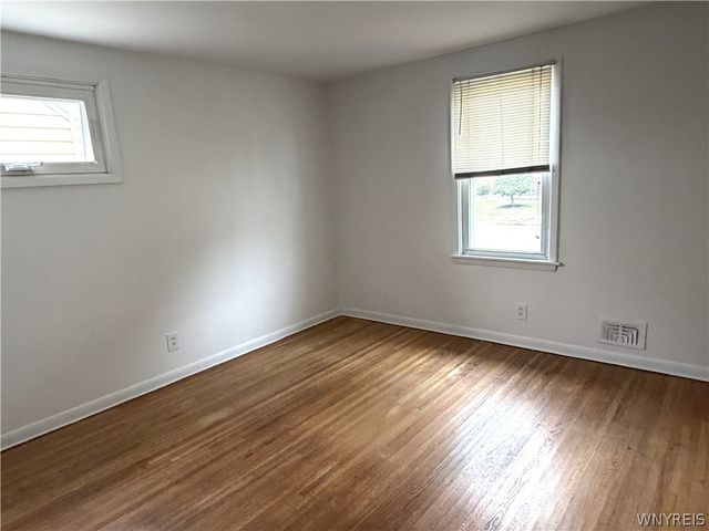 147 North Ellwood Avenue, Tonawanda, NY 14223