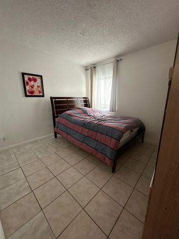2100 WHITE PINE Circle D, Greenacres, FL 33415