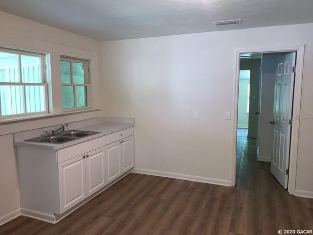 15-17 SE 2ND AVENUE, Williston, FL 32696