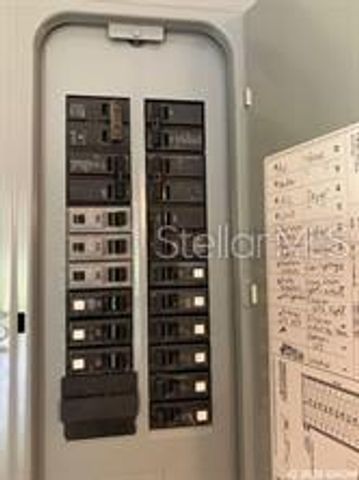 15-17 SE 2ND AVENUE, Williston, FL 32696