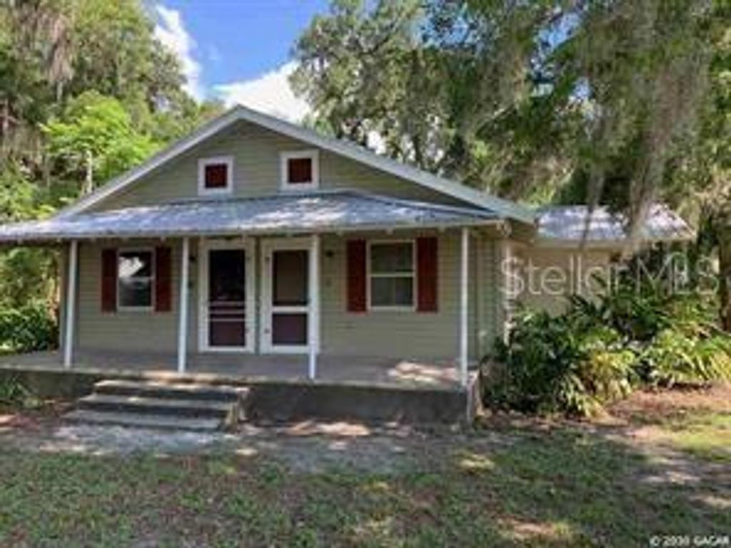 15-17 SE 2ND AVENUE, Williston, FL 32696