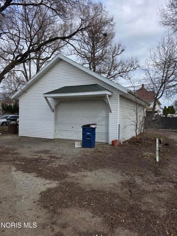 363 Parker Avenue, Toledo, OH 43605