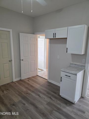 363 Parker Avenue, Toledo, OH 43605