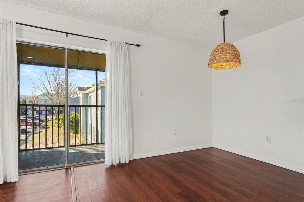 Image 10 of property listing at 2535 N ALAFAYA TRAIL 66, Orlando, FL 32826