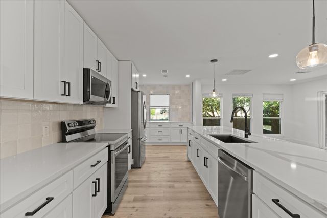 15655 Regal Hill Circle, Dallas, TX 75248