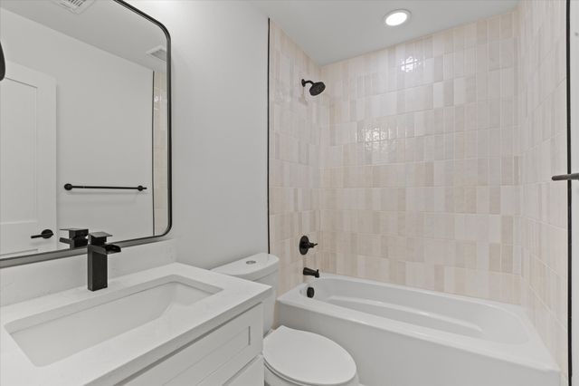 15655 Regal Hill Circle, Dallas, TX 75248