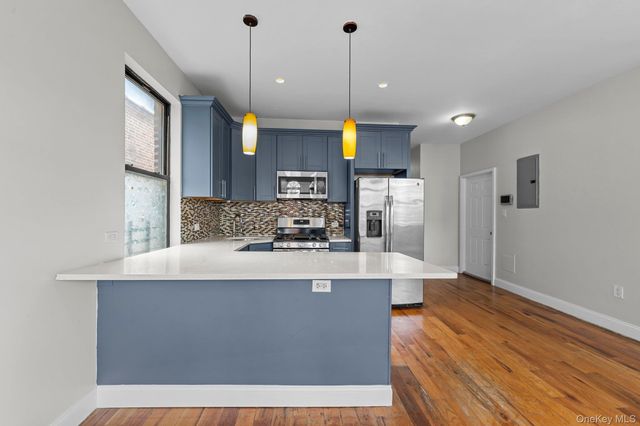 746 E 219th Street, Bronx, NY 10467