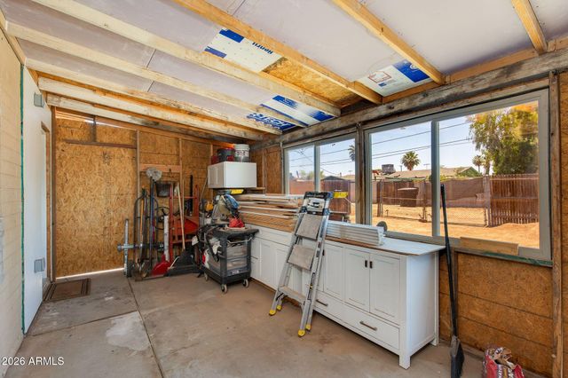 1131 W ROMO JONES Street, Tempe, AZ 85281