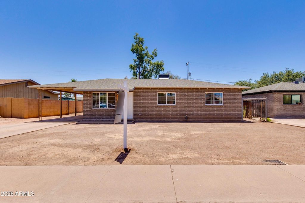 1131 W ROMO JONES Street, Tempe, AZ 85281