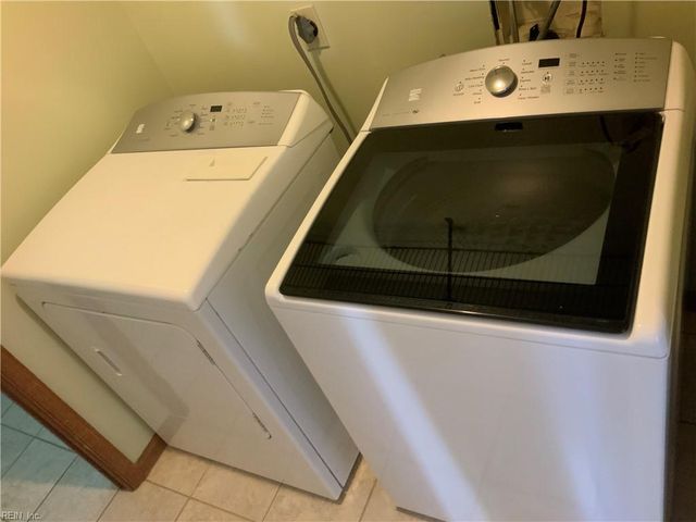 900 Pendergrass CT, Virginia Beach, VA 23454