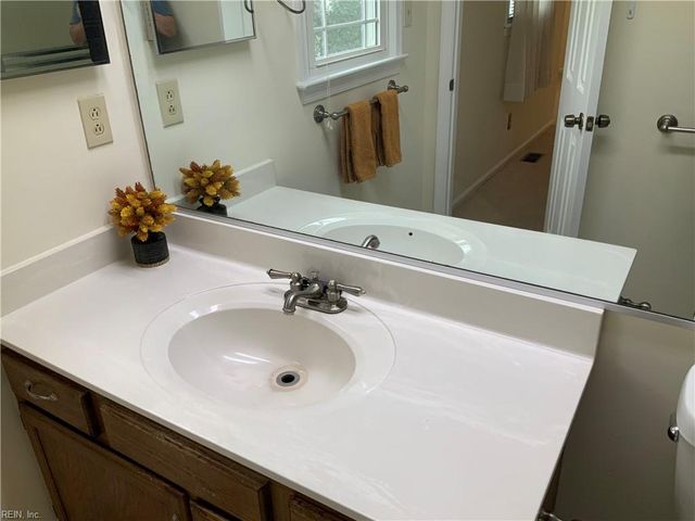 900 Pendergrass CT, Virginia Beach, VA 23454