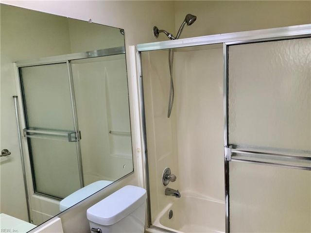 900 Pendergrass CT, Virginia Beach, VA 23454