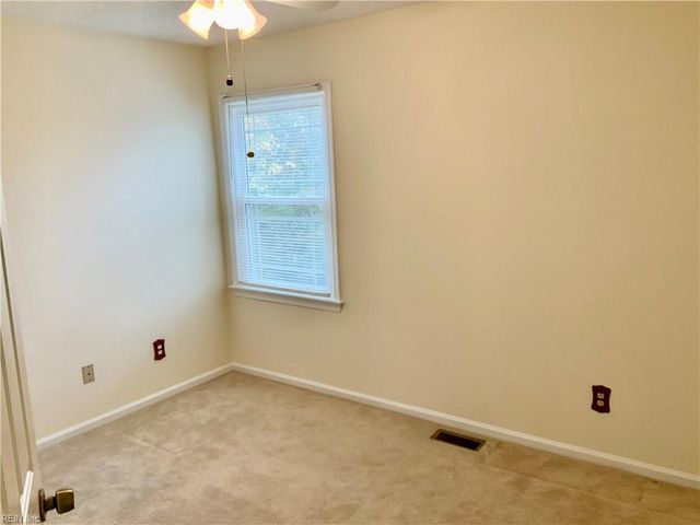 900 Pendergrass CT, Virginia Beach, VA 23454