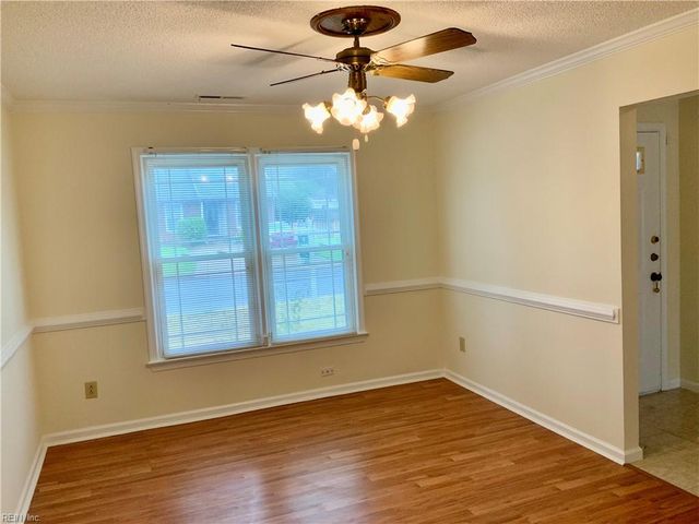 900 Pendergrass CT, Virginia Beach, VA 23454