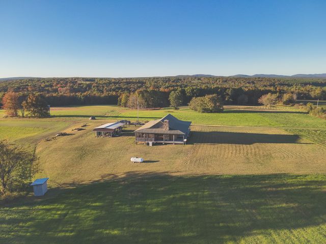 1047 Nelson Harrison, Evensville, TN 37332