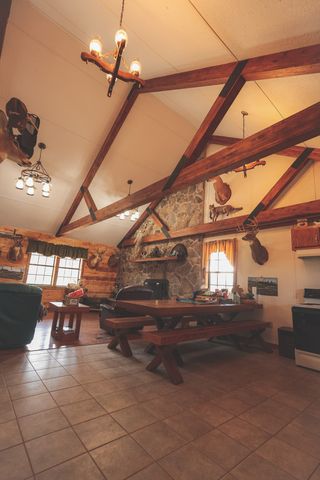 1047 Nelson Harrison, Evensville, TN 37332