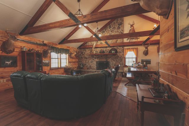 1047 Nelson Harrison, Evensville, TN 37332