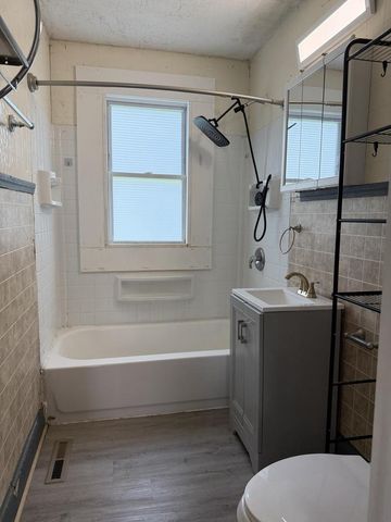 3545 N 26th STREET, Milwaukee, WI 53206