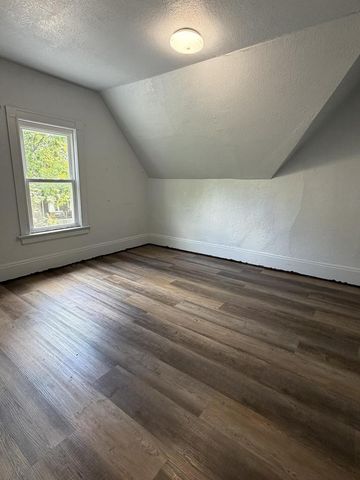 3545 N 26th STREET, Milwaukee, WI 53206