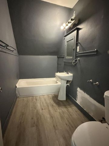 3545 N 26th STREET, Milwaukee, WI 53206