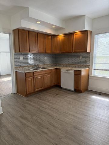 3545 N 26th STREET, Milwaukee, WI 53206