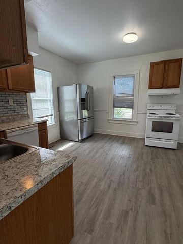 3545 N 26th STREET, Milwaukee, WI 53206