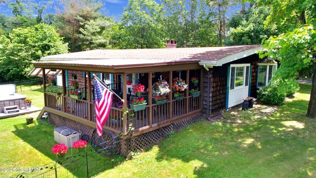 62 Rising Sun Tavern Road, Millstone, NJ 08535