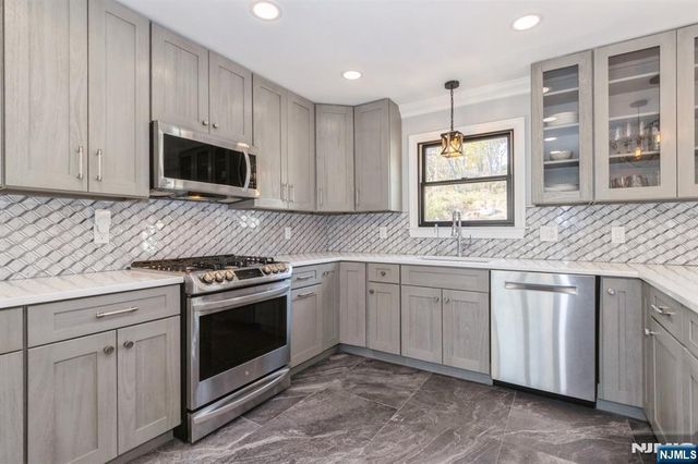 17 Rockaway Valley Road, Montville Township, NJ 07045