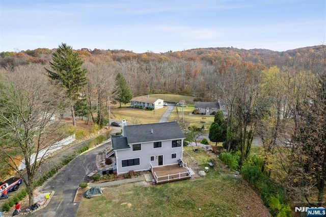 17 Rockaway Valley Road, Montville Township, NJ 07045